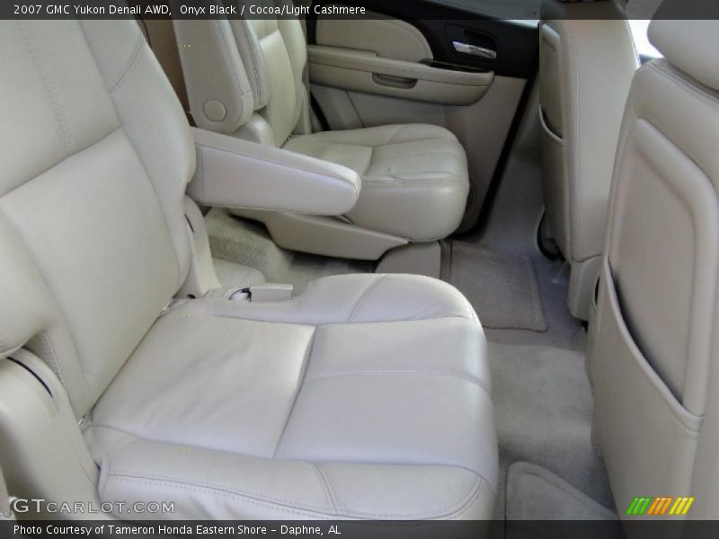 Onyx Black / Cocoa/Light Cashmere 2007 GMC Yukon Denali AWD