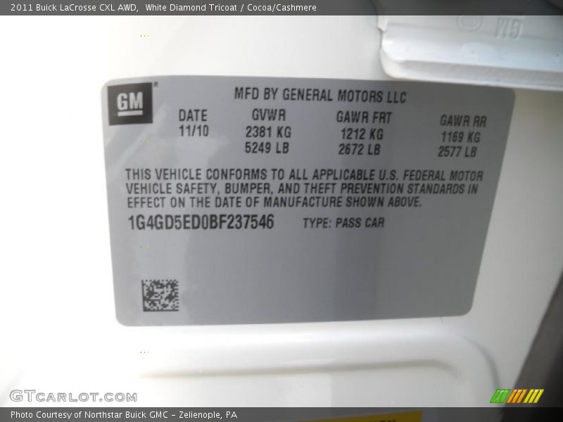 White Diamond Tricoat / Cocoa/Cashmere 2011 Buick LaCrosse CXL AWD