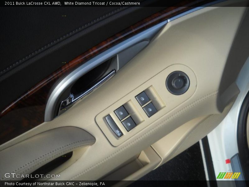 White Diamond Tricoat / Cocoa/Cashmere 2011 Buick LaCrosse CXL AWD