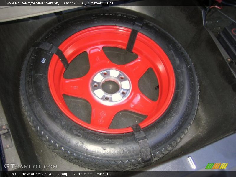  1999 Silver Seraph  Trunk