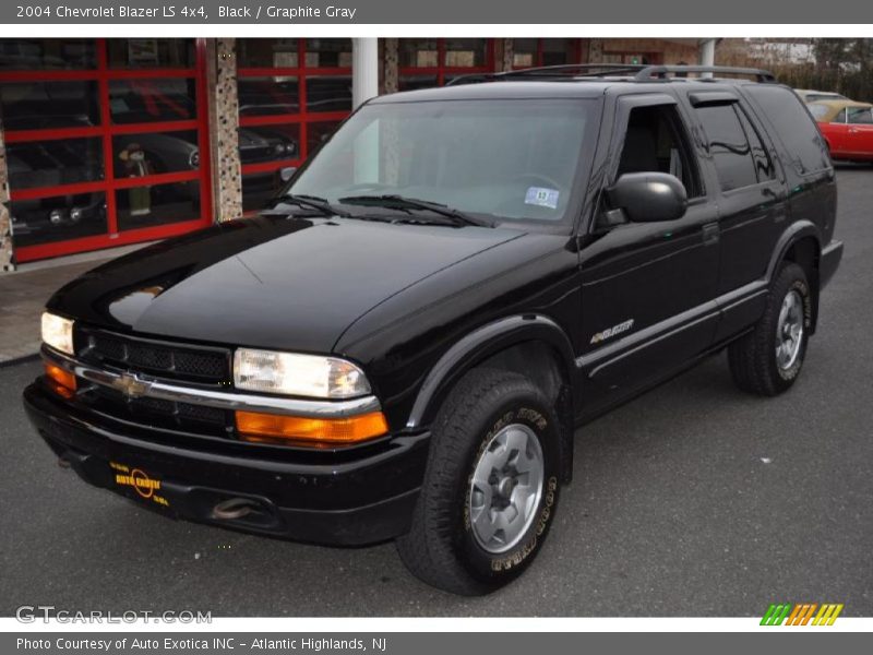 Black / Graphite Gray 2004 Chevrolet Blazer LS 4x4