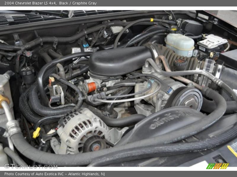 Black / Graphite Gray 2004 Chevrolet Blazer LS 4x4