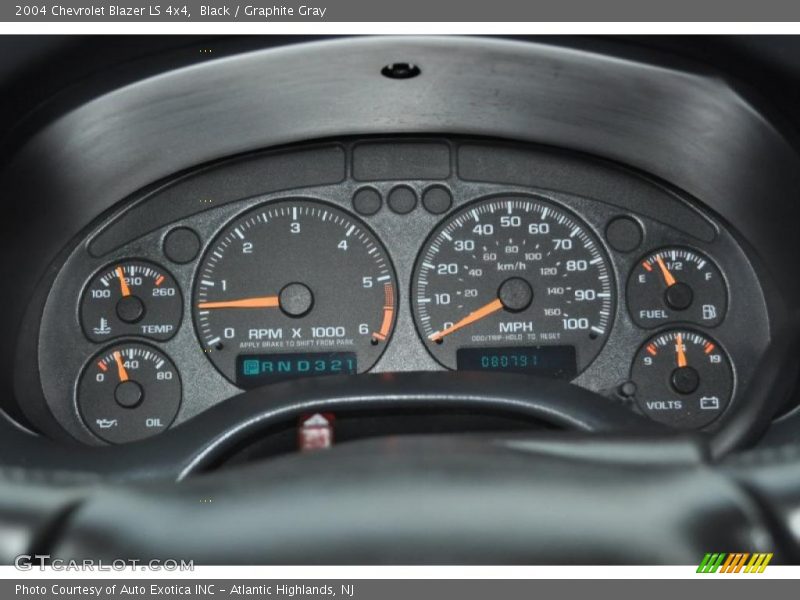 Black / Graphite Gray 2004 Chevrolet Blazer LS 4x4