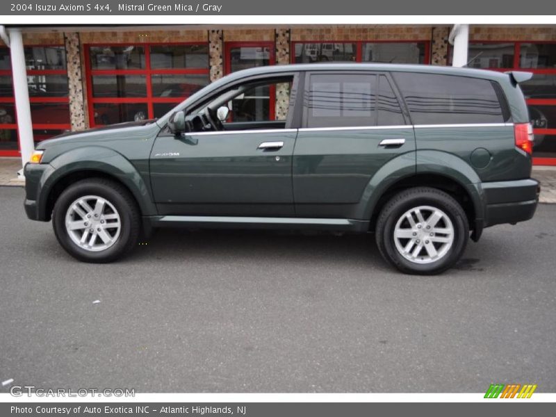  2004 Axiom S 4x4 Mistral Green Mica