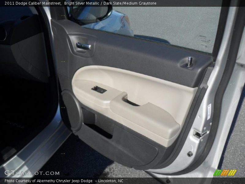 Bright Silver Metallic / Dark Slate/Medium Graystone 2011 Dodge Caliber Mainstreet