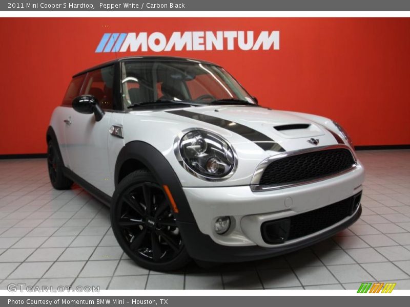 Pepper White / Carbon Black 2011 Mini Cooper S Hardtop