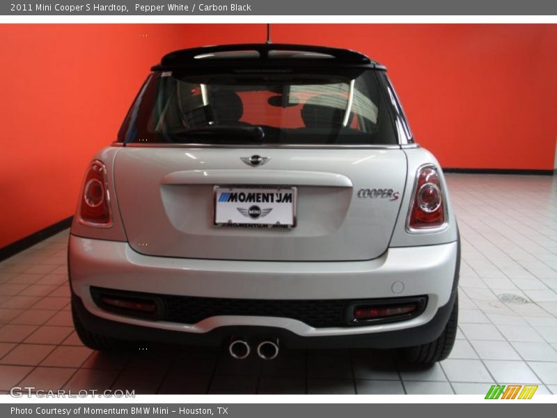 Pepper White / Carbon Black 2011 Mini Cooper S Hardtop