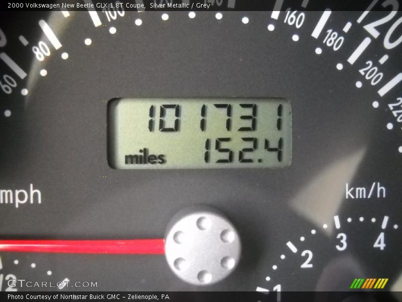 Silver Metallic / Grey 2000 Volkswagen New Beetle GLX 1.8T Coupe
