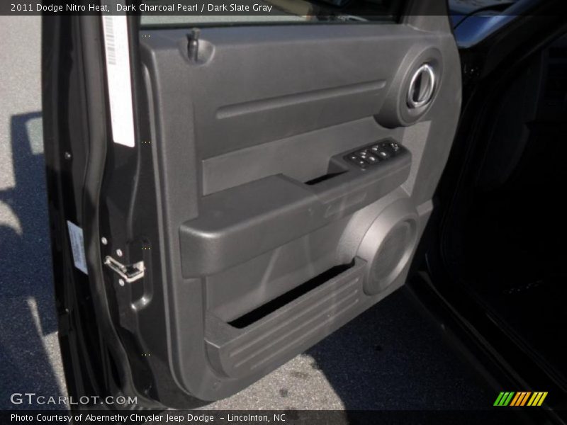 Dark Charcoal Pearl / Dark Slate Gray 2011 Dodge Nitro Heat