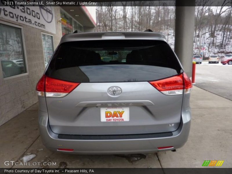 Silver Sky Metallic / Light Gray 2011 Toyota Sienna LE