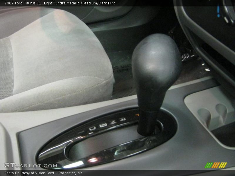 Light Tundra Metallic / Medium/Dark Flint 2007 Ford Taurus SE