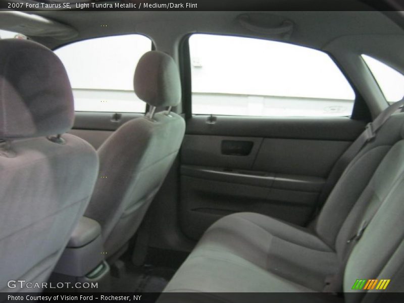 Light Tundra Metallic / Medium/Dark Flint 2007 Ford Taurus SE