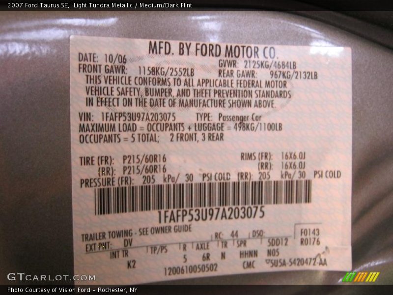 Light Tundra Metallic / Medium/Dark Flint 2007 Ford Taurus SE