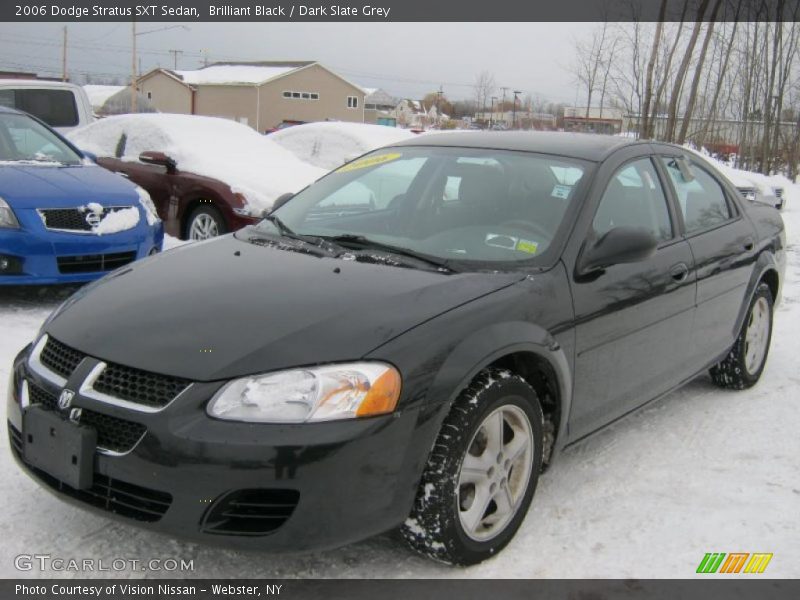 Front 3/4 View of 2006 Stratus SXT Sedan
