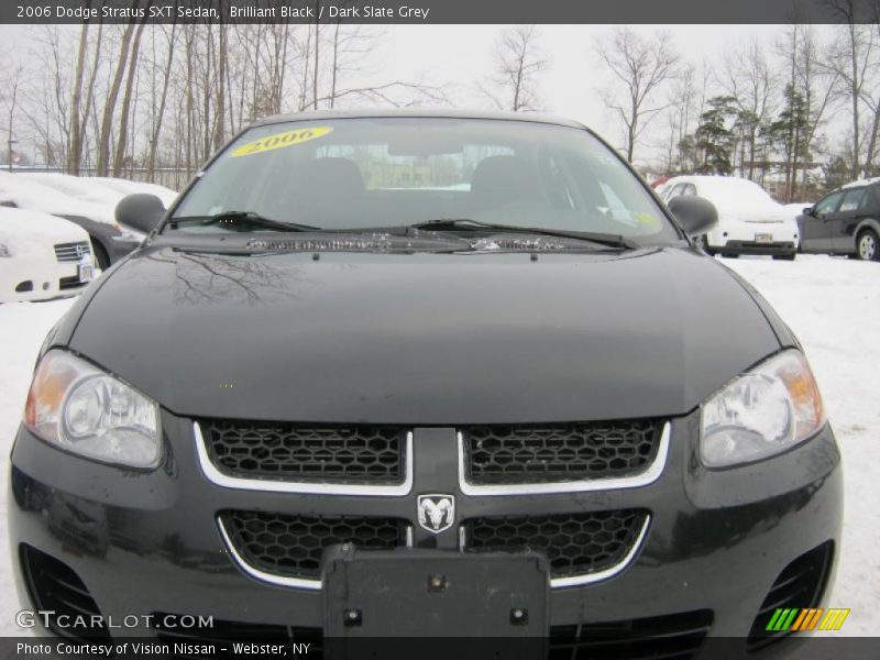 Brilliant Black / Dark Slate Grey 2006 Dodge Stratus SXT Sedan