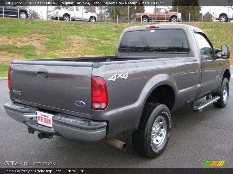 Dark Shadow Grey Metallic / Medium Flint 2004 Ford F250 Super Duty XLT Regular Cab 4x4