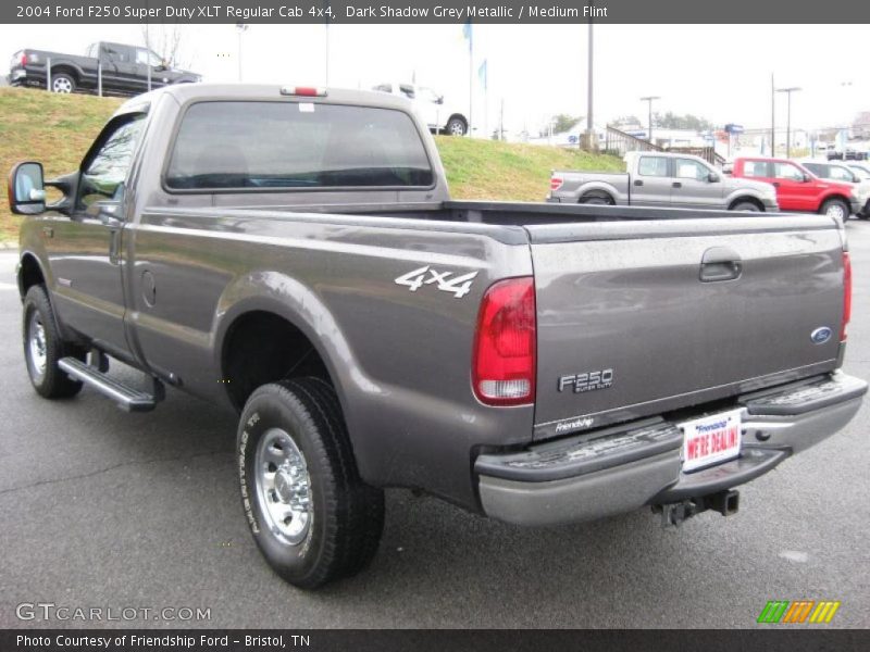 Dark Shadow Grey Metallic / Medium Flint 2004 Ford F250 Super Duty XLT Regular Cab 4x4