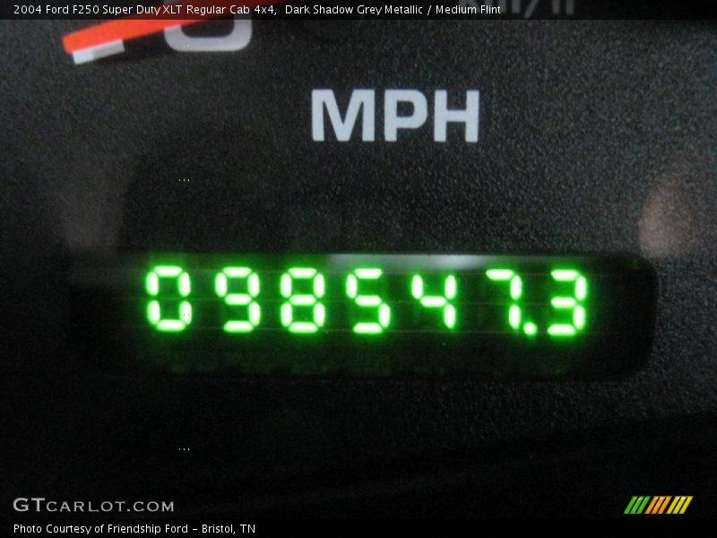 Dark Shadow Grey Metallic / Medium Flint 2004 Ford F250 Super Duty XLT Regular Cab 4x4