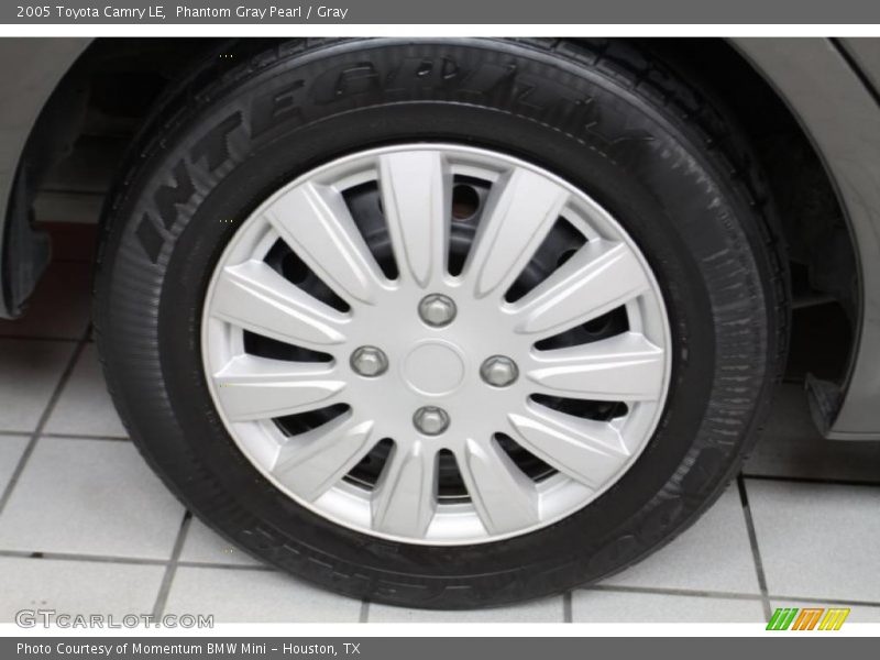 Phantom Gray Pearl / Gray 2005 Toyota Camry LE