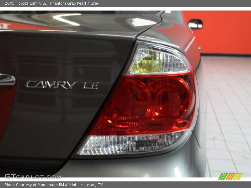 Phantom Gray Pearl / Gray 2005 Toyota Camry LE