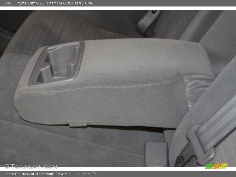 Phantom Gray Pearl / Gray 2005 Toyota Camry LE
