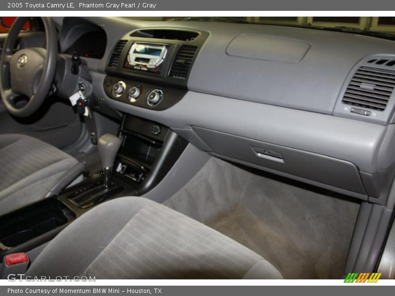 Phantom Gray Pearl / Gray 2005 Toyota Camry LE