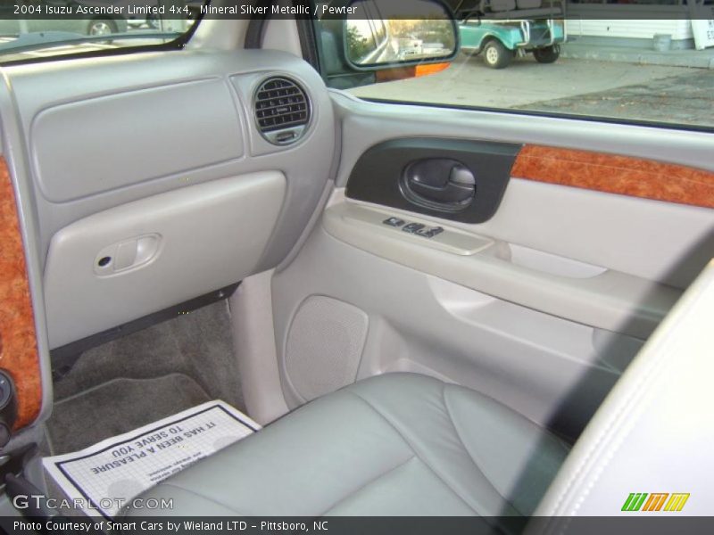Mineral Silver Metallic / Pewter 2004 Isuzu Ascender Limited 4x4