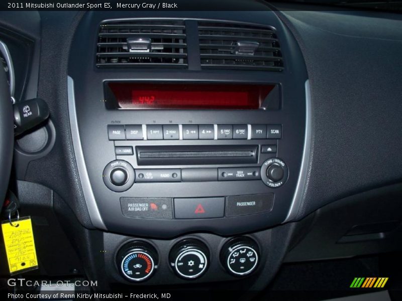 Mercury Gray / Black 2011 Mitsubishi Outlander Sport ES