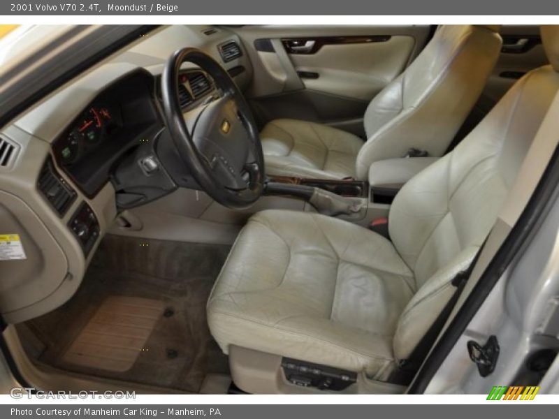 Moondust / Beige 2001 Volvo V70 2.4T