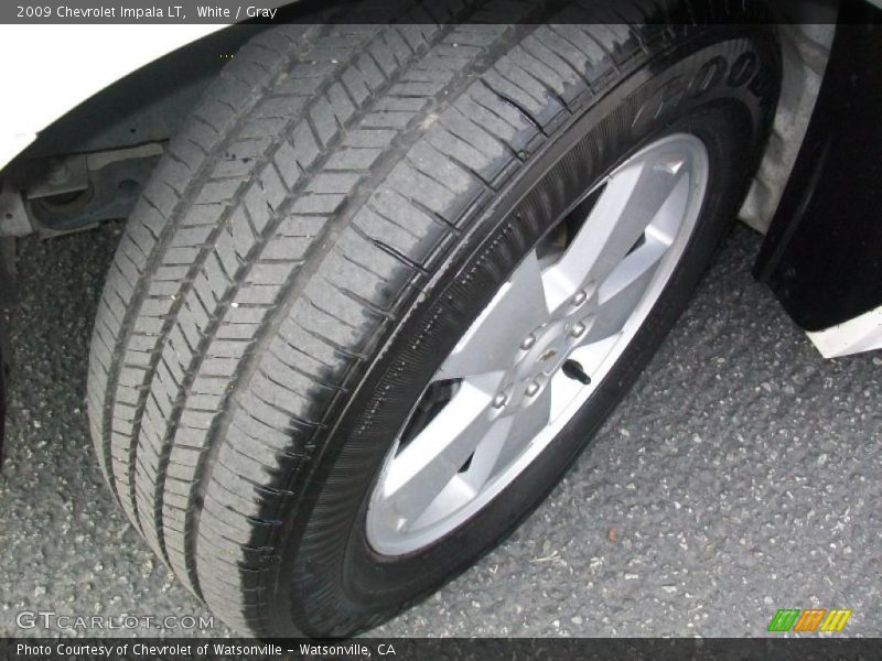 White / Gray 2009 Chevrolet Impala LT