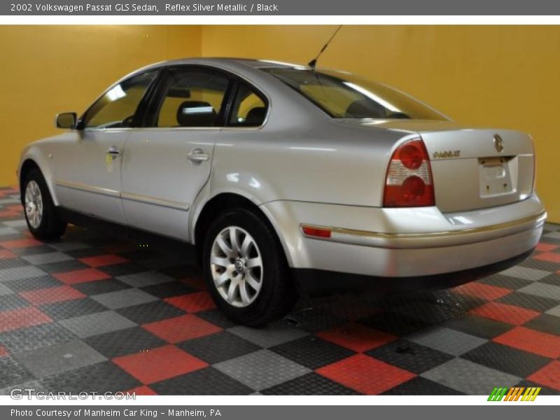Reflex Silver Metallic / Black 2002 Volkswagen Passat GLS Sedan