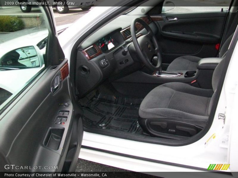 White / Gray 2009 Chevrolet Impala LT