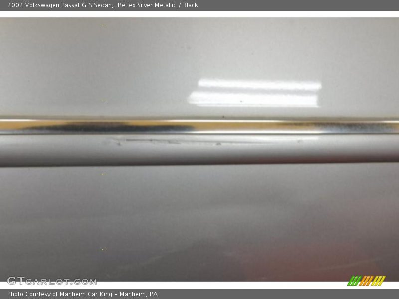 Reflex Silver Metallic / Black 2002 Volkswagen Passat GLS Sedan