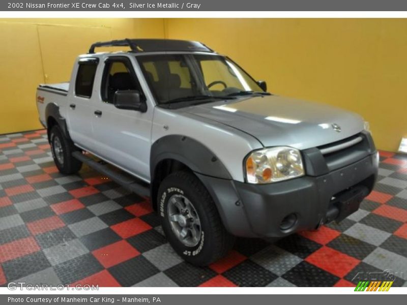Silver Ice Metallic / Gray 2002 Nissan Frontier XE Crew Cab 4x4