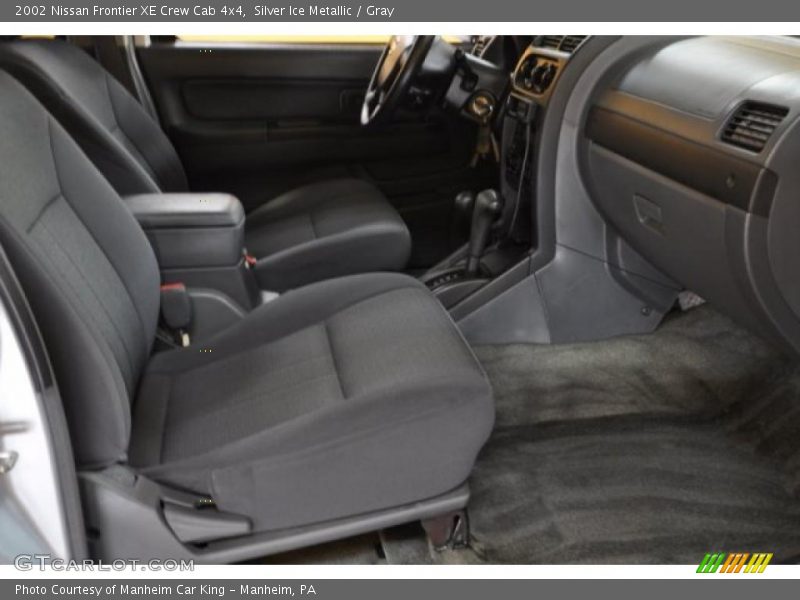 Silver Ice Metallic / Gray 2002 Nissan Frontier XE Crew Cab 4x4