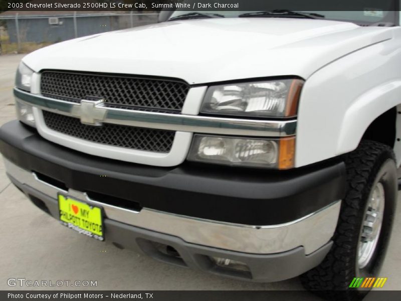 Summit White / Dark Charcoal 2003 Chevrolet Silverado 2500HD LS Crew Cab