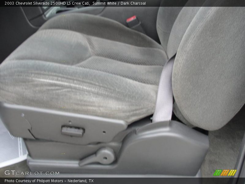 Summit White / Dark Charcoal 2003 Chevrolet Silverado 2500HD LS Crew Cab