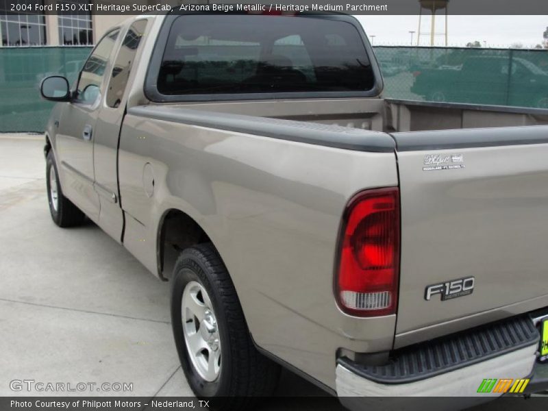 Arizona Beige Metallic / Heritage Medium Parchment 2004 Ford F150 XLT Heritage SuperCab