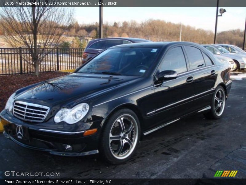 Front 3/4 View of 2005 C 230 Kompressor Sedan