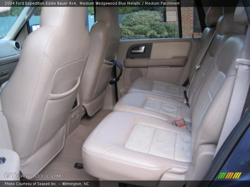 Medium Wedgewood Blue Metallic / Medium Parchment 2004 Ford Expedition Eddie Bauer 4x4