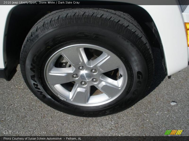 Stone White / Dark Slate Gray 2010 Jeep Liberty Sport