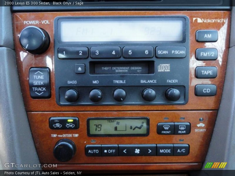 Black Onyx / Sage 2000 Lexus ES 300 Sedan