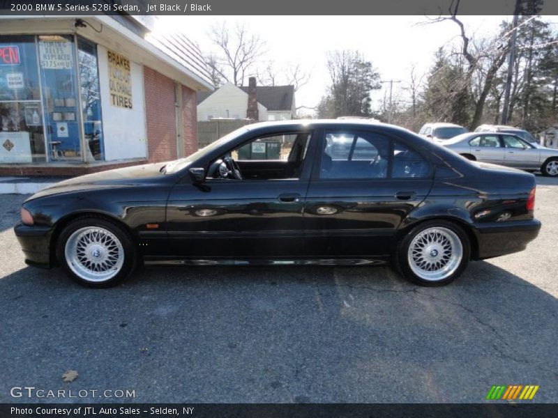 Jet Black / Black 2000 BMW 5 Series 528i Sedan