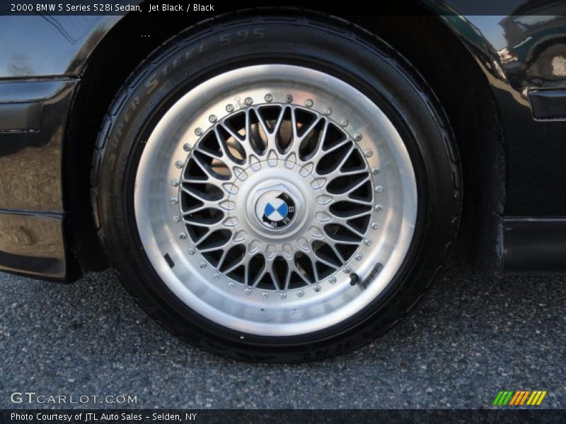  2000 5 Series 528i Sedan Wheel