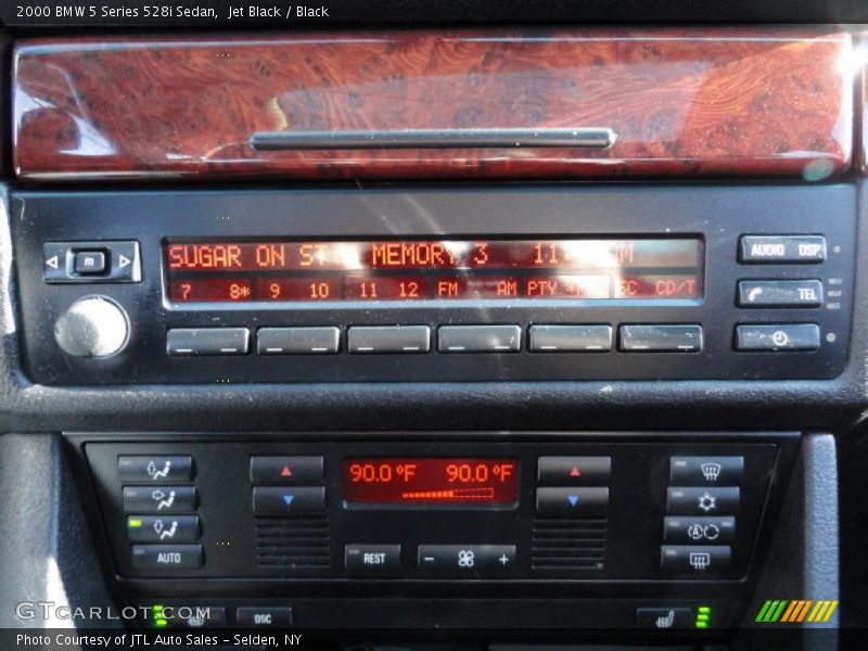 Controls of 2000 5 Series 528i Sedan