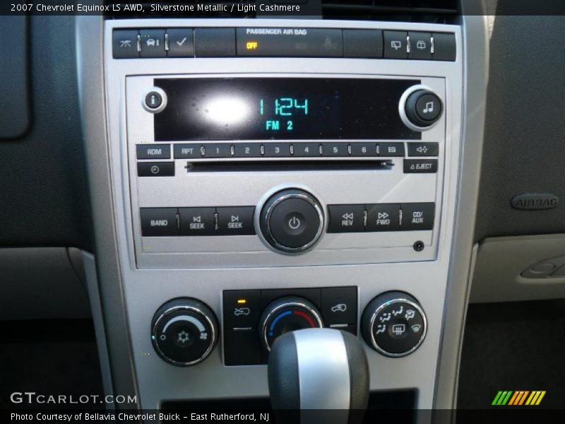 Silverstone Metallic / Light Cashmere 2007 Chevrolet Equinox LS AWD