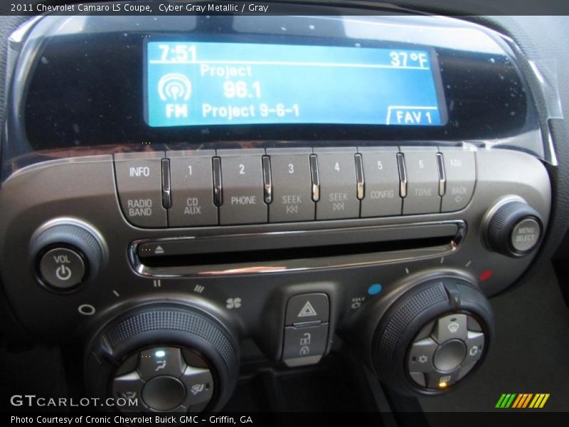Controls of 2011 Camaro LS Coupe