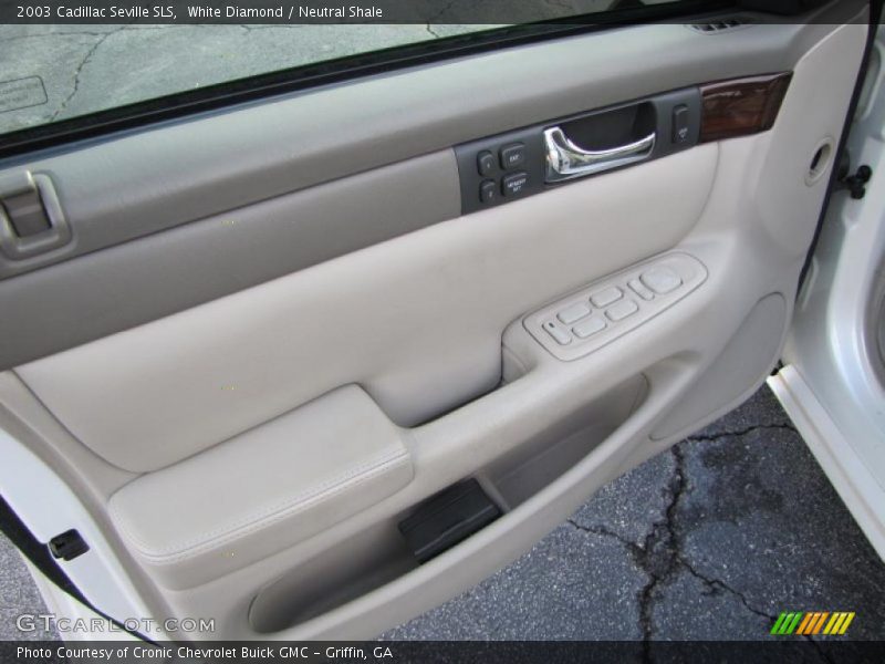 White Diamond / Neutral Shale 2003 Cadillac Seville SLS