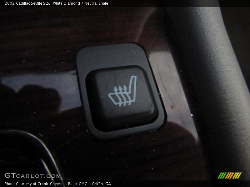 White Diamond / Neutral Shale 2003 Cadillac Seville SLS