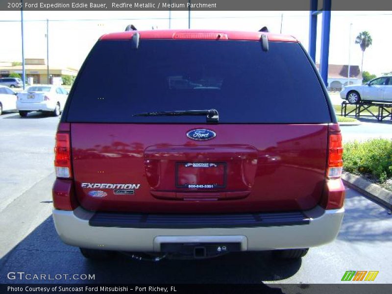 Redfire Metallic / Medium Parchment 2005 Ford Expedition Eddie Bauer
